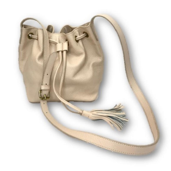J. Crew Factory Handbags - J. Crew Factory Leather Bucket Crossbody Bag Cream